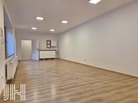 Pronájem kanceláře, 43 m²