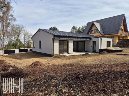 Pronájem domu/vily, 165 m²