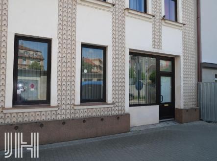 Pronájem obchodní prostor