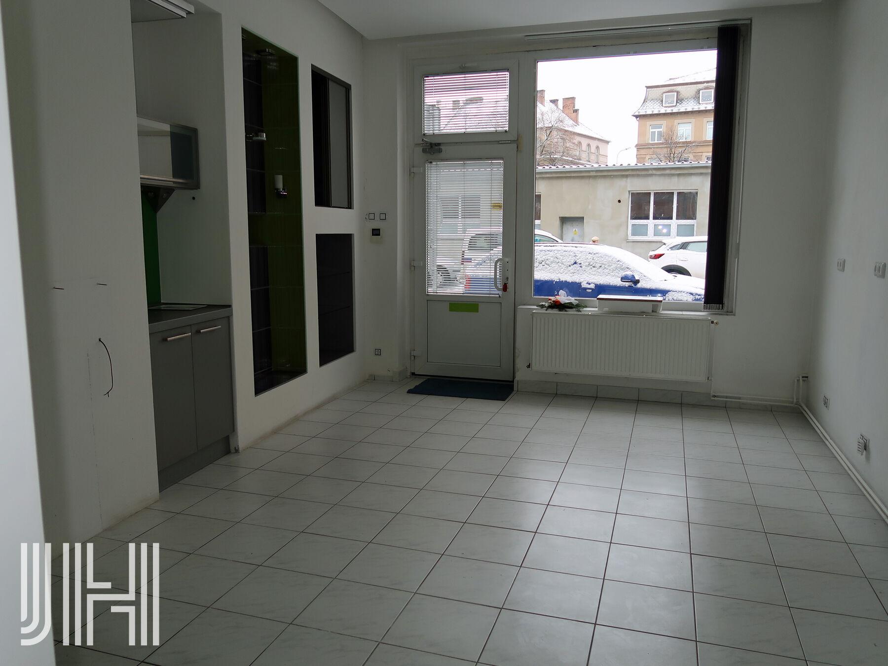 Pronájem prostor k podnikání nedaleko centra města