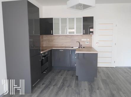 Pronájem bytu, 2+kk, 100 m²