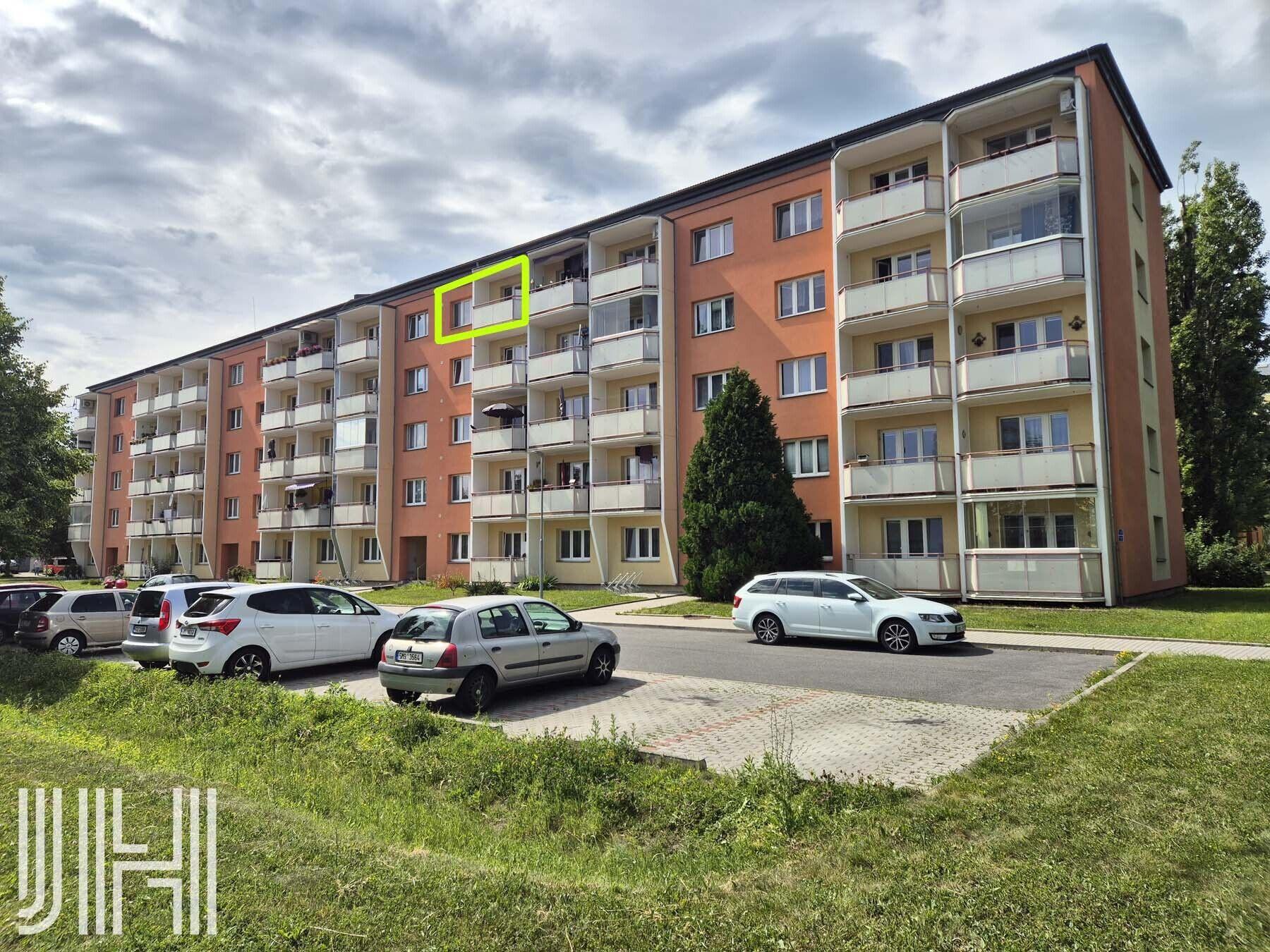 Pronájem útulného bytu 1+1 s lodžií na sídlišti u aquaparku