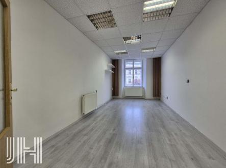 Pronájem kanceláře, 32 m²