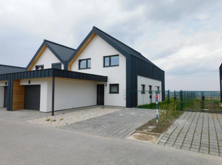 Pronájem - dům/vila, 145 m² obrázek