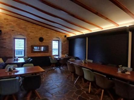 Pronájem restaurace, 74 m²