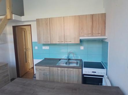 Pronájem bytu, 1+kk, 34 m²