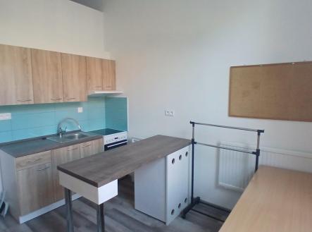 Pronájem bytu, 1+kk, 34 m²