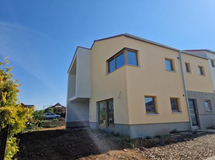 Prodej bytu, 4+kk, 100 m²