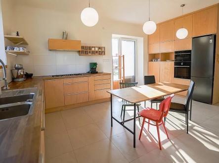 Prodej domu/vily, 300 m²