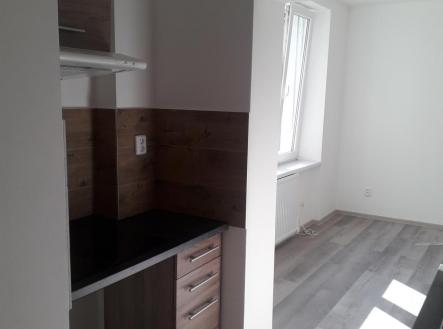 Pronájem bytu, 1+1, 35 m²