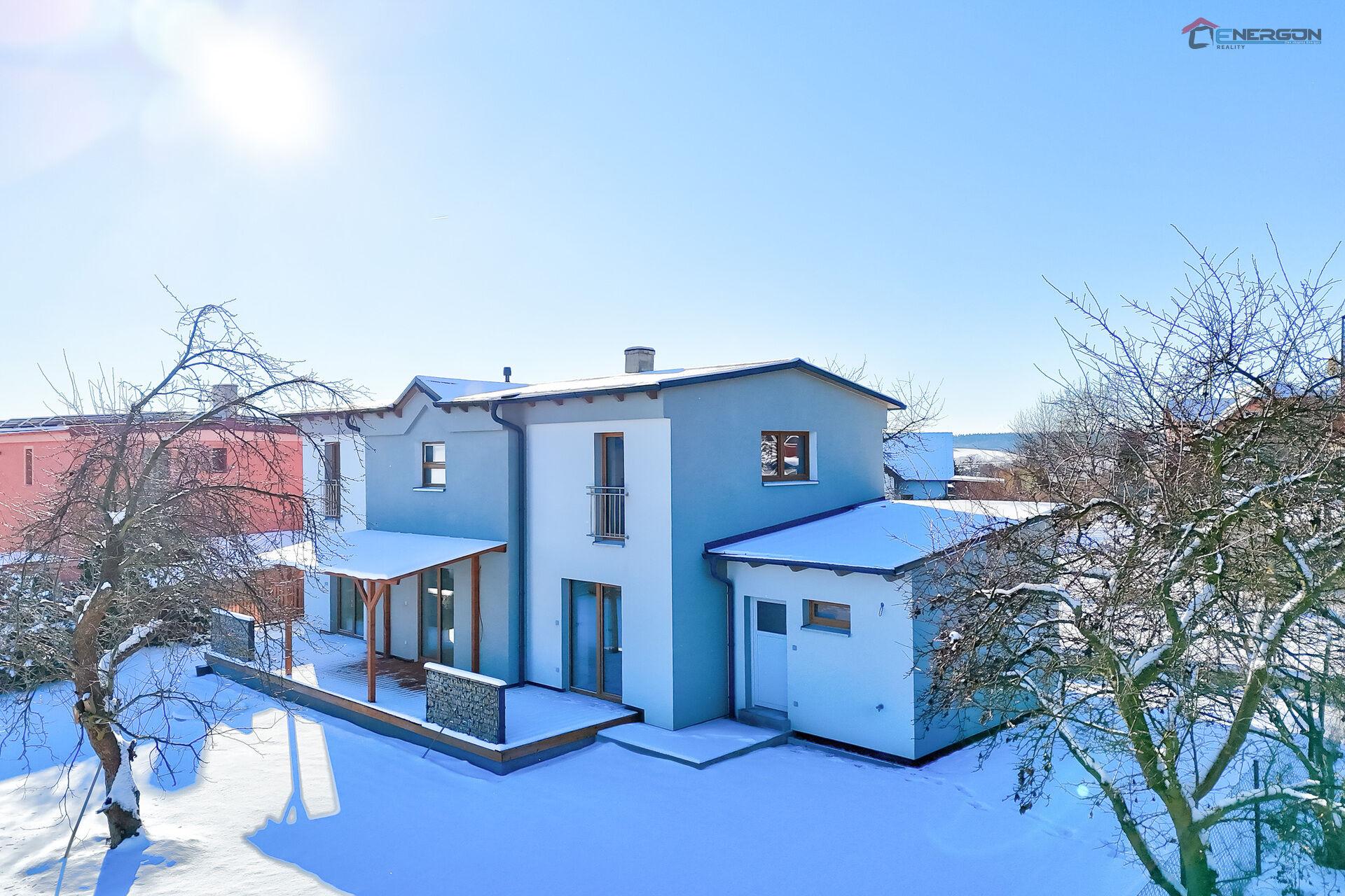 RD Pičín, pozemek 721 m2, terase, sklep