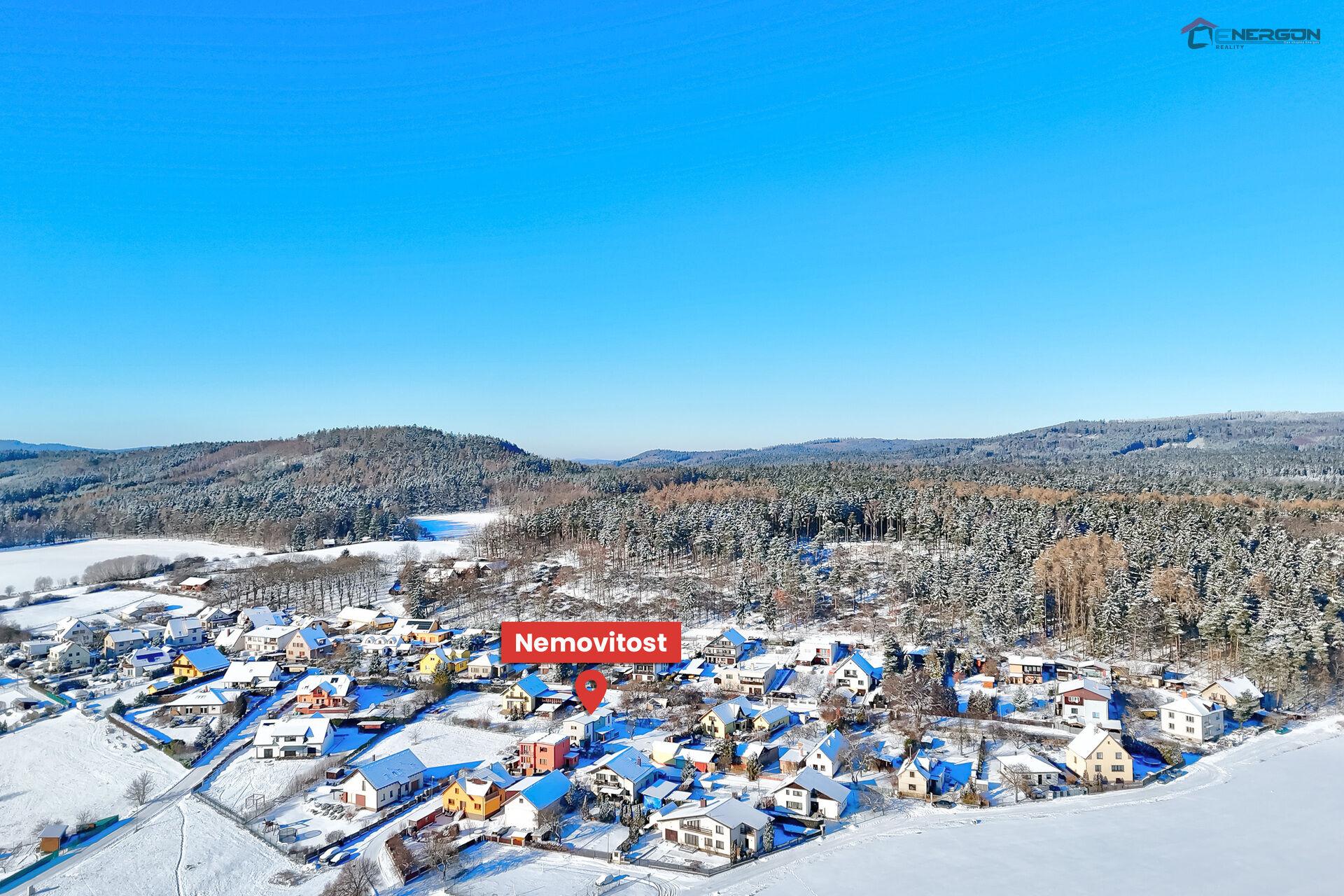 RD Pičín, pozemek 721 m2, terase, sklep