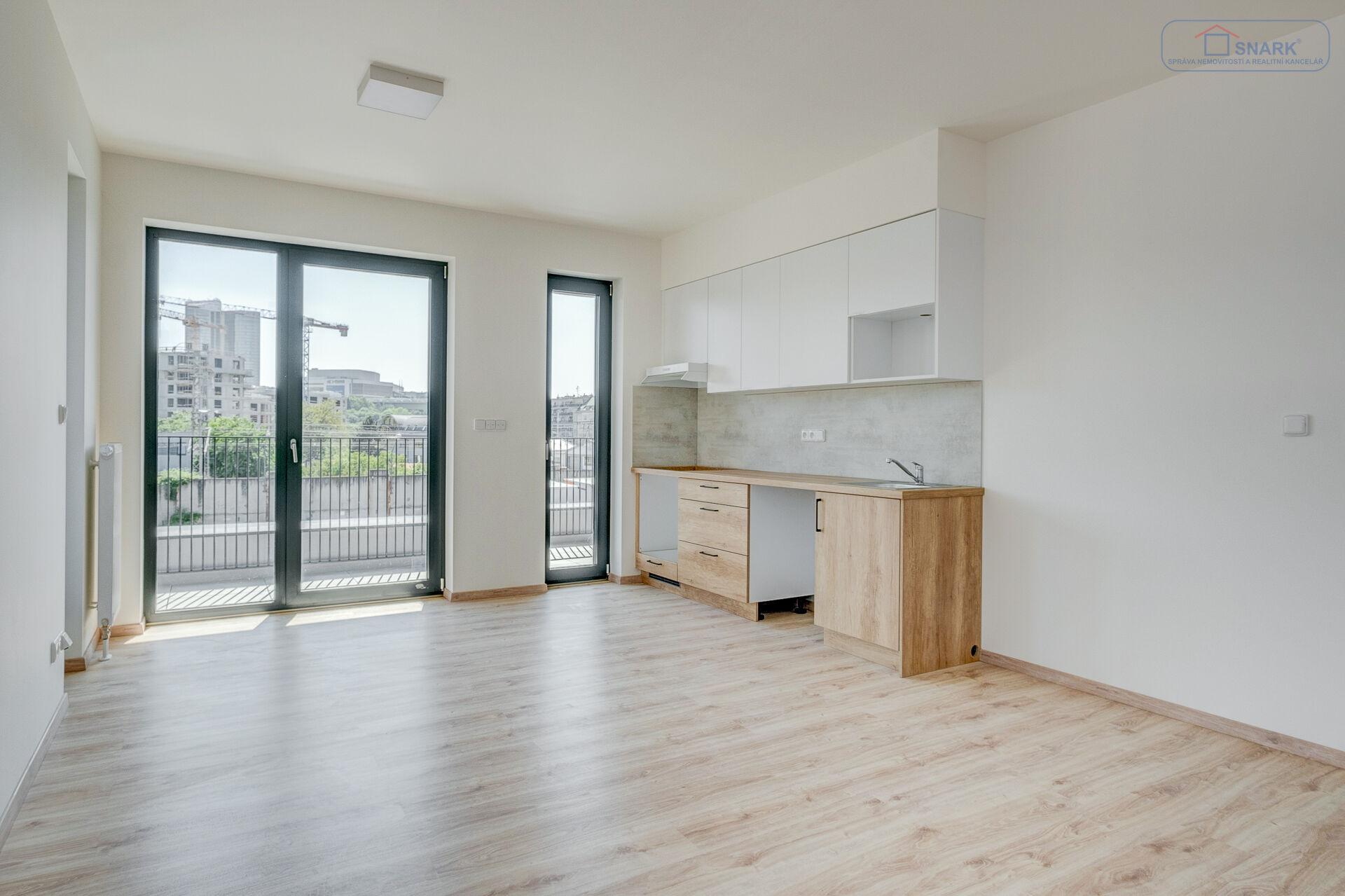 Pronájem byt 2kk, Praha 2, Perucká