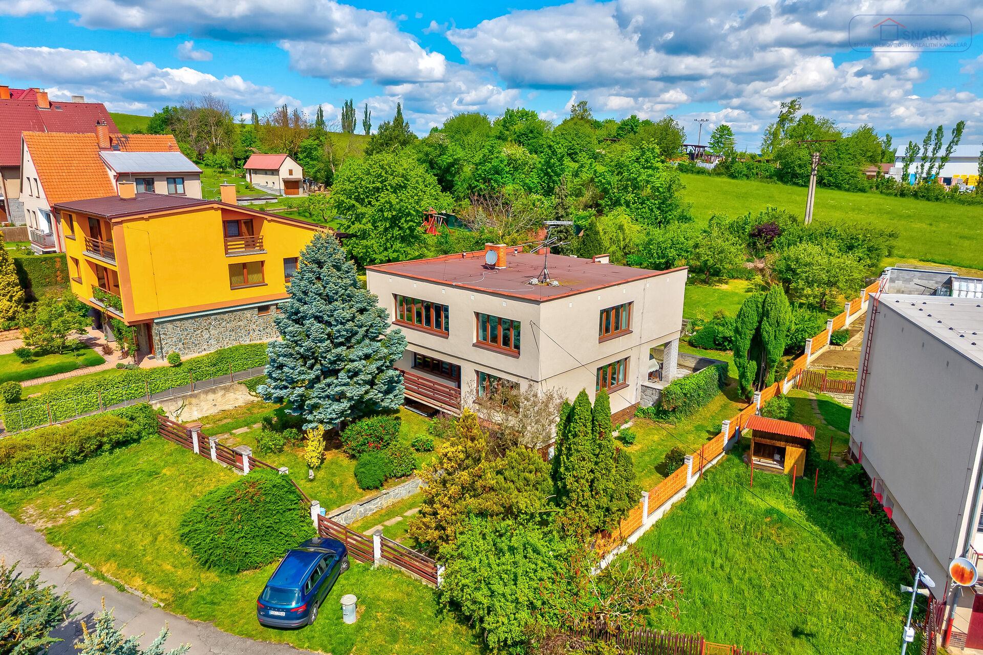 Vícegenerační RD 246 m², pozemek 990 m², Sedlčany