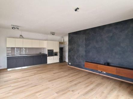 Pronájem bytu, 2+kk, 66 m²