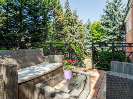 Prodej nájemního domu, 715 m²