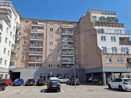 Pronájem bytu, 1+kk, 35 m² obrázek