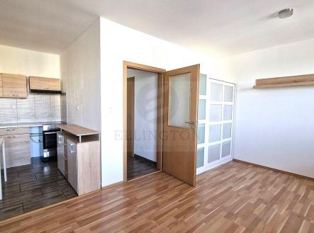 Pronájem bytu, 1+kk, 35 m²