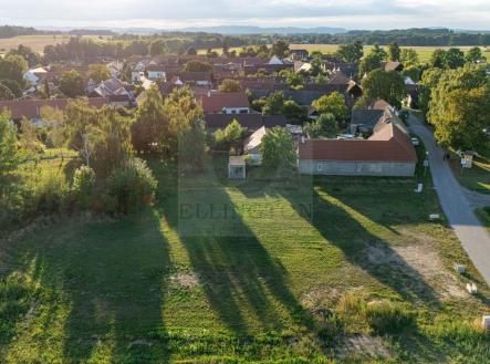 Prodej pozemku pro bydlení, 1 935 m²