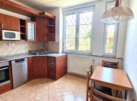 Pronájem bytu, 3+1, 85 m²