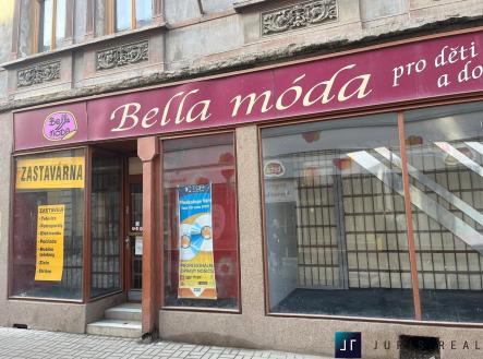 Pronájem - obchodní prostor, 80 m²