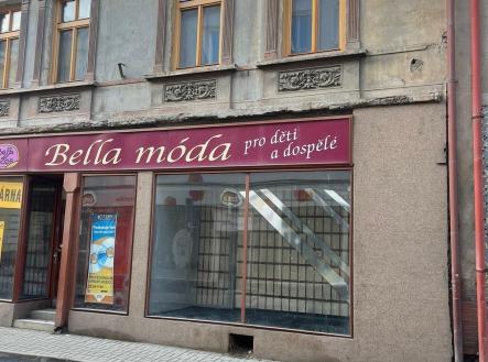 Pronájem - obchodní prostor, 80 m²