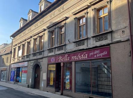 Pronájem - obchodní prostor, 80 m²