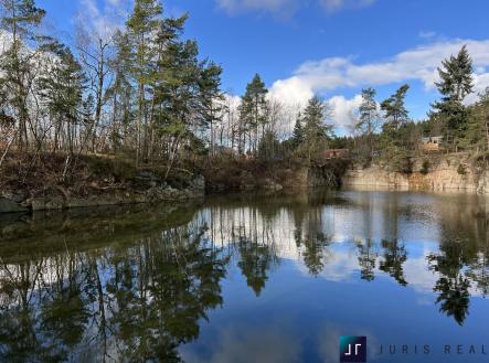 Prodej pozemku pro bydlení, 6 731 m²