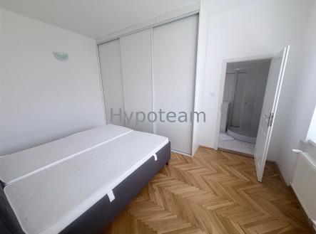 Pronájem bytu, 2+1, 58 m²