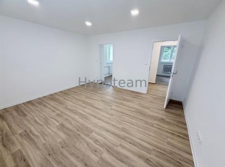Pronájem bytu, 3+1, 60 m²