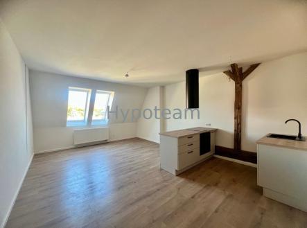 Pronájem bytu, 2+kk, 61 m²