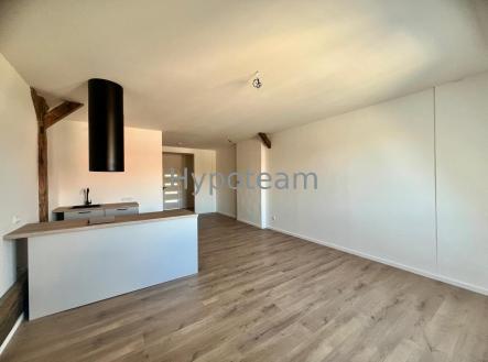 Pronájem bytu, 2+kk, 61 m²
