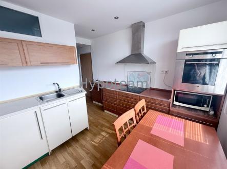 Pronájem bytu, 3+1, 78 m²