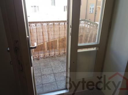Pronájem bytu, 2+1, 65 m²