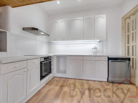 Pronájem bytu, 2+kk, 69 m²