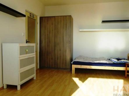 Pronájem bytu, 1+1, 33 m²