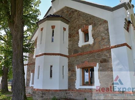 Prodej - historický objekt, 43 413 m²