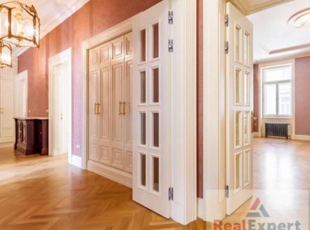 Prodej bytu, 4+kk, 135 m²