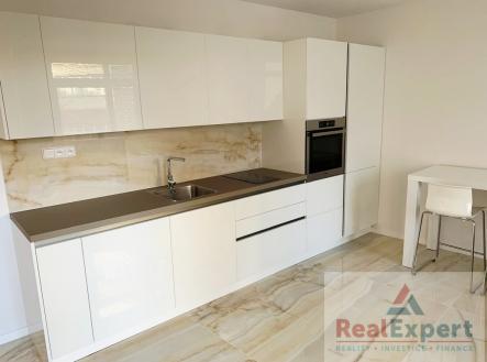 Prodej bytu, 1+kk, 40 m²