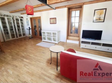 Pronájem bytu, 5+kk, 166 m²