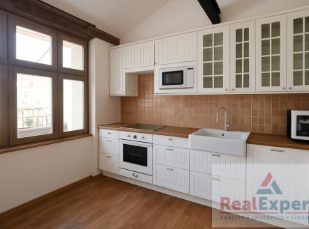 Pronájem bytu, 5+kk, 166 m²