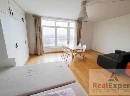 Prodej bytu, 1+kk, 42 m²