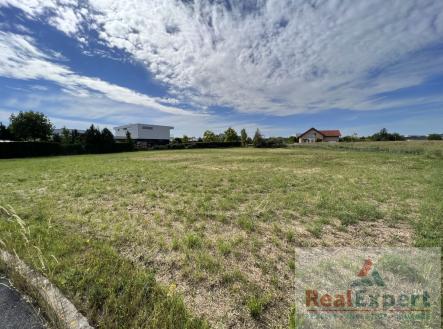 Prodej pozemku pro bydlení, 1 739 m²