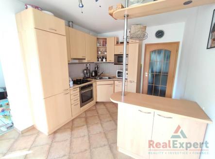 Pronájem bytu, 2+1, 64 m²