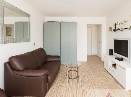 Pronájem bytu, 2+kk, 57 m²
