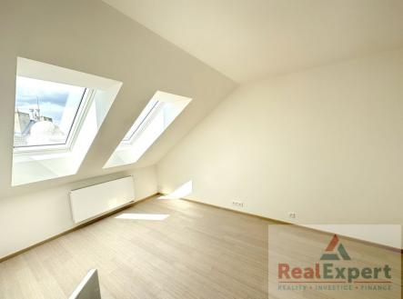 Pronájem bytu, 2+kk, 51 m²