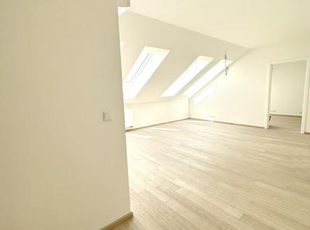 Pronájem bytu, 2+kk, 51 m²
