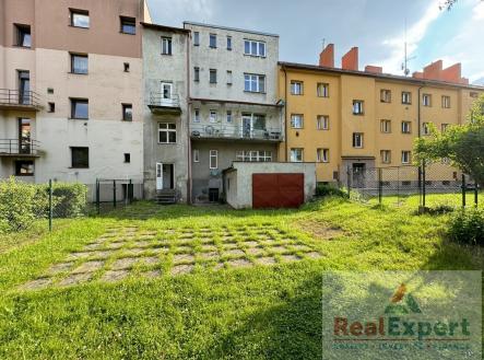 Prodej nájemního domu, 430 m²