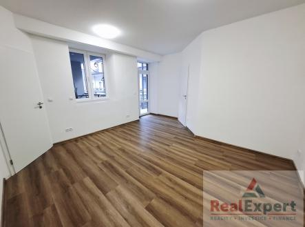 Pronájem bytu, 2+kk, 48 m²
