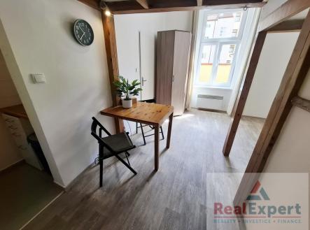 Pronájem bytu, 1+kk, 20 m²